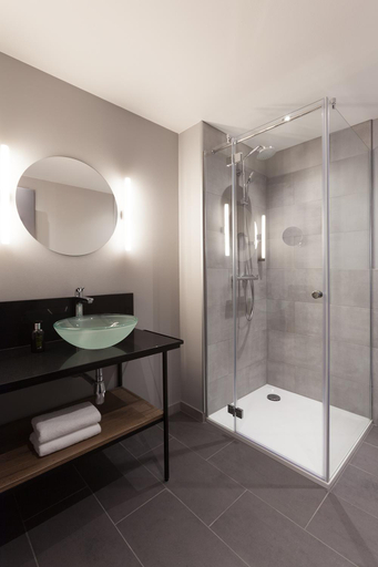 Bathroom 6