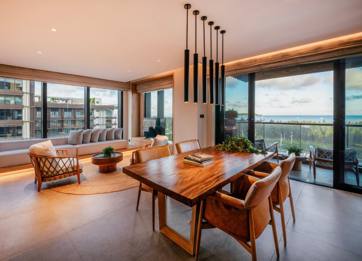 Dining Room 6