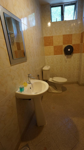 Bathroom 5, Zen Zeng Hotel, Johor Bahru