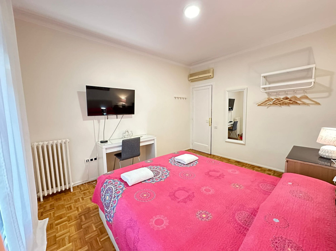 Bedroom 3, Rooms Villarroel, Barcelona