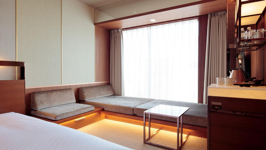 Bedroom 28