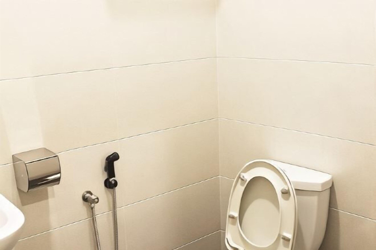 Bathroom 11