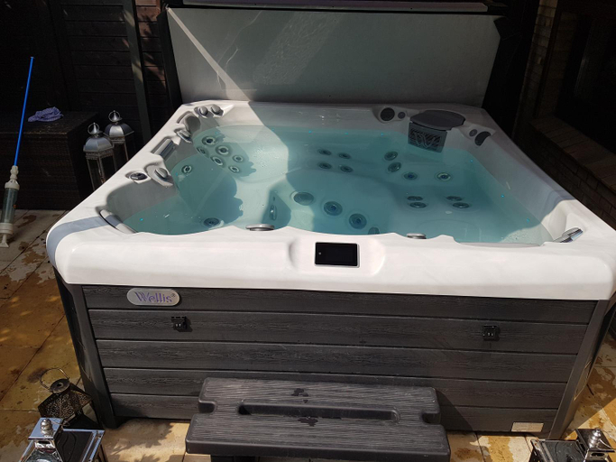 Others 2, Whirlpool Suite Marrakesch-Lounge, Harburg