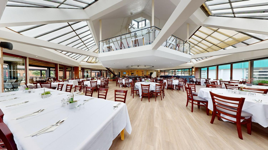 Food & Drinks 3, Moor Hall Conference Centre, Windsor and Maidenhead