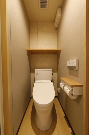 Bathroom 20