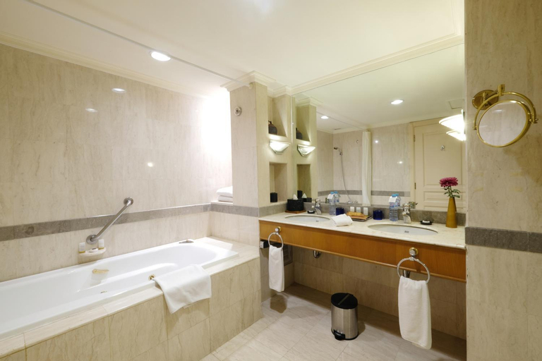 Bathroom 3
