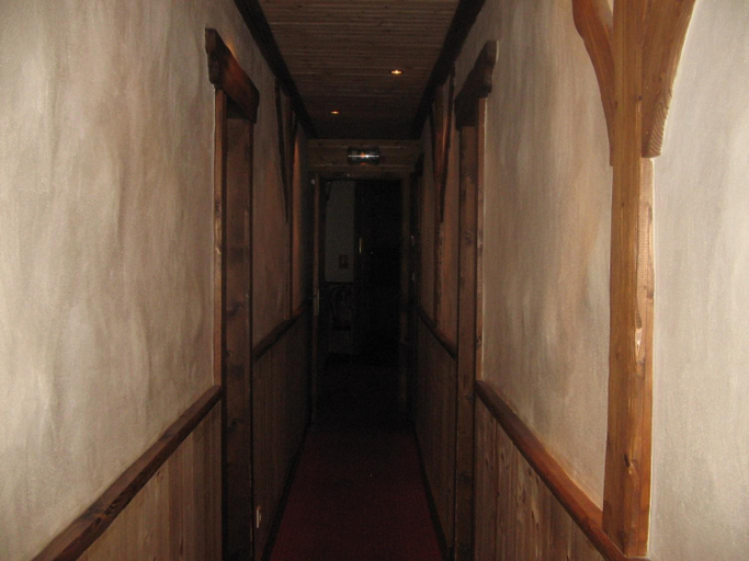 Others 5, Le Relais de l'Abbaye, Saône-et-Loire