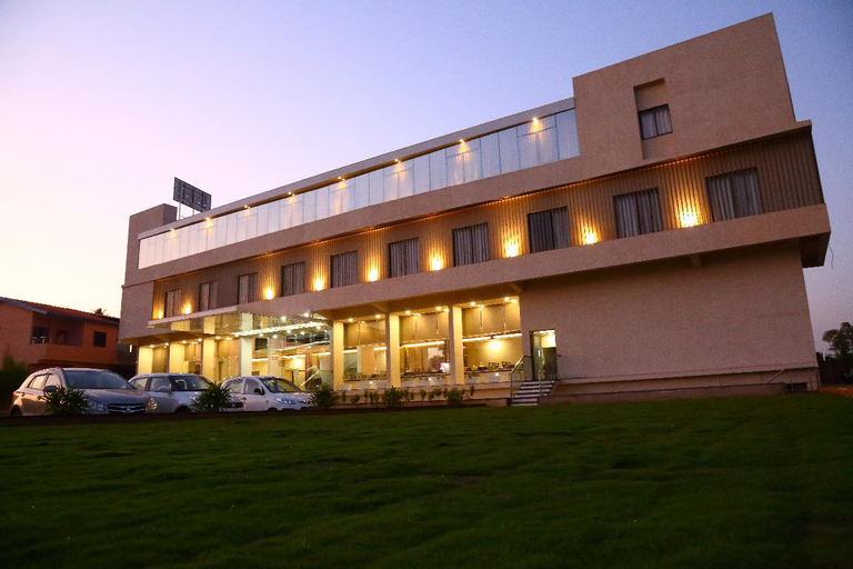 Others 2, Hotel Triveni Admapur , Kolhapur