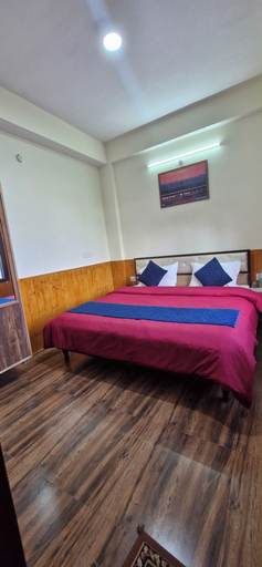 Bedroom 3, White Villa, Shimla