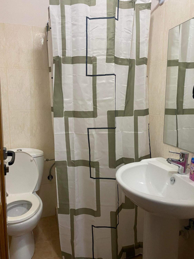Bathroom 3, Imperial apartments, Sarandës