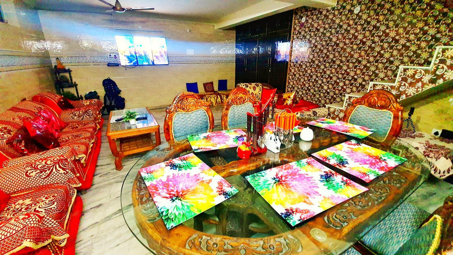Food & Drinks 5, Anukampa Guest House, Agra