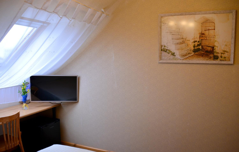 Bedroom 2, Demians, Saldus