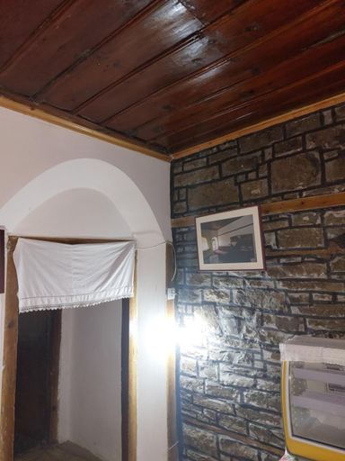 Others 3, guest house in buhal, Përmetit
