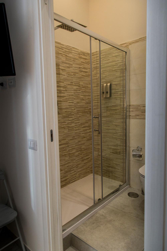Bathroom 3, Alloggio Turistico Port Inn, Rome