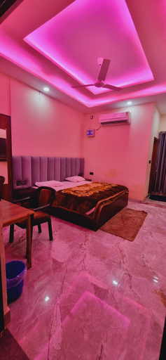 Business Facilities, Surya Palace, Basti