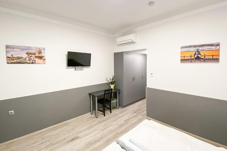Bedroom 3, Dominik Panzio, Budapesti