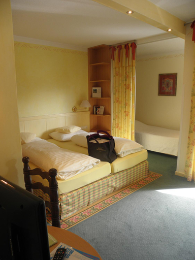 Bedroom 5
