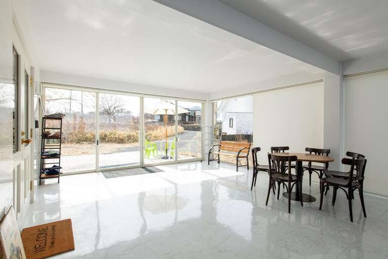 Dining Room 5