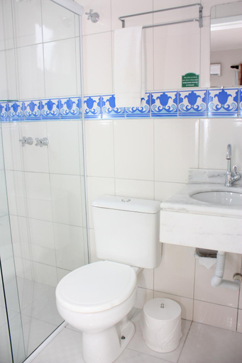 Bathroom 1, Villa Germania, Balneário Arroio do Silva