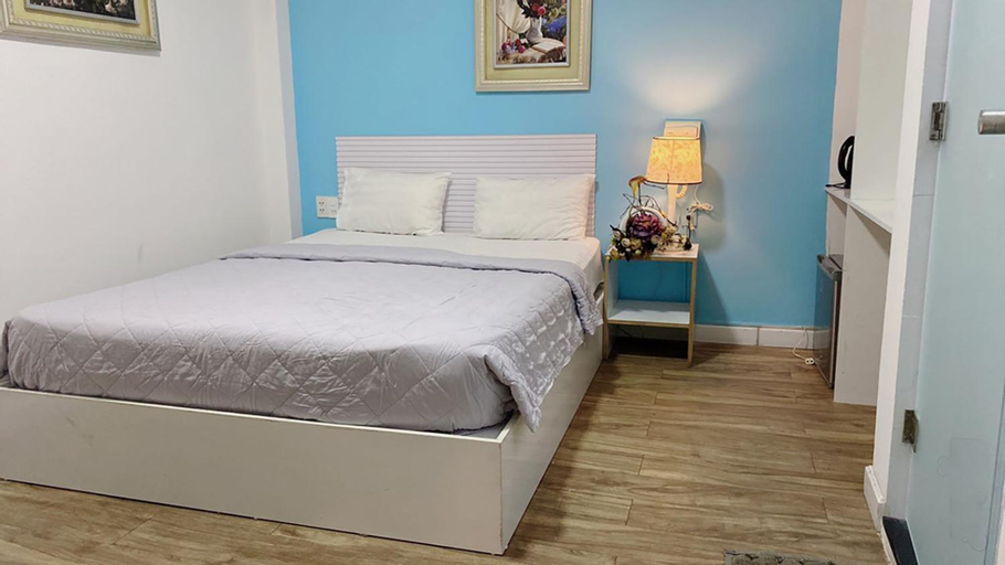 Bedroom 6