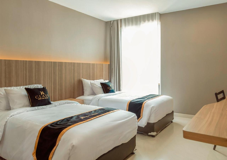 Bedroom 13