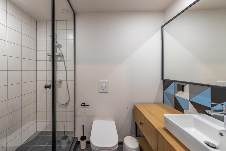 Bathroom 5, Campus 90, Varna