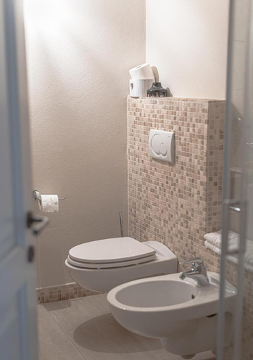 Bathroom 9