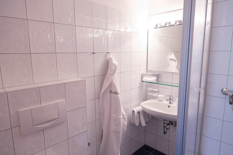 Bathroom, Hotel Rottaler Hof , Rottal-Inn