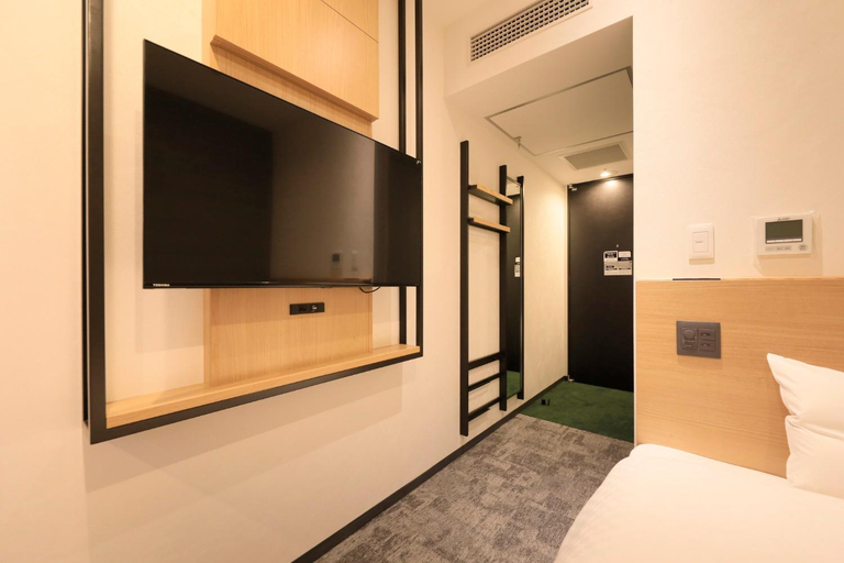Bedroom 24
