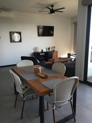 Dining Room 13