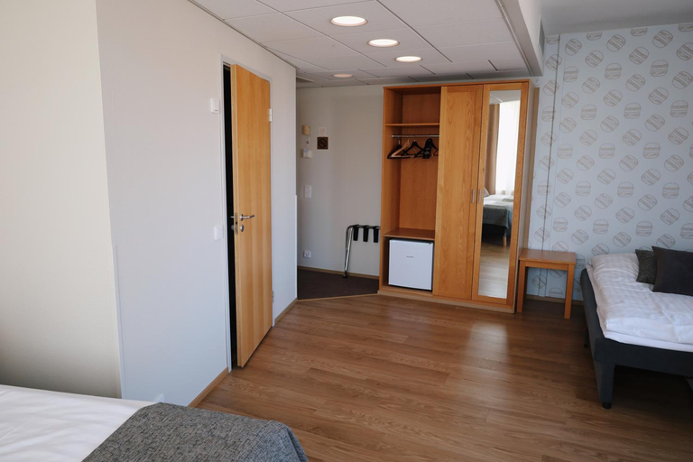 Bedroom 2, Hesehotelli Turku Linja-autoasema, Finland Proper