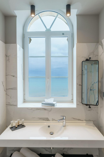 Bedroom 2, Hotel de la Plage, Calvados