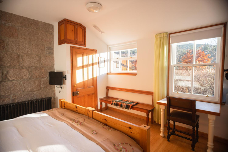 Bedroom 2, Schoolhouse, Aberdeenshire