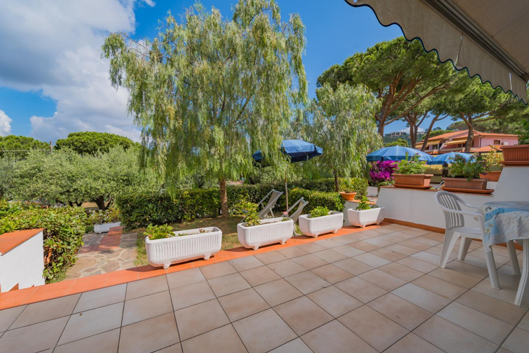 Others 5, Residence Baia delle Grazie, Livorno