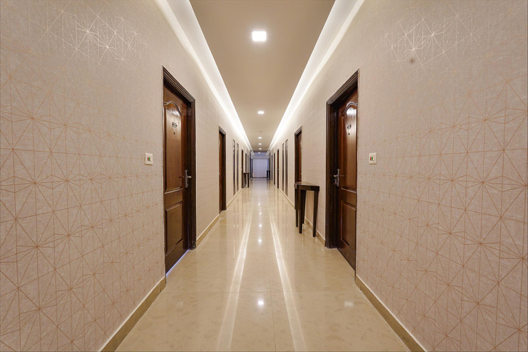 Public Area 2, FabHotel Chris - Whitefield near KTPO & ITPL, Bangalore