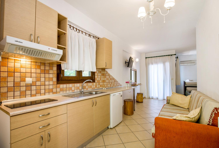 Others 3, Studios TOUTOULA, East Macedonia and Thrace