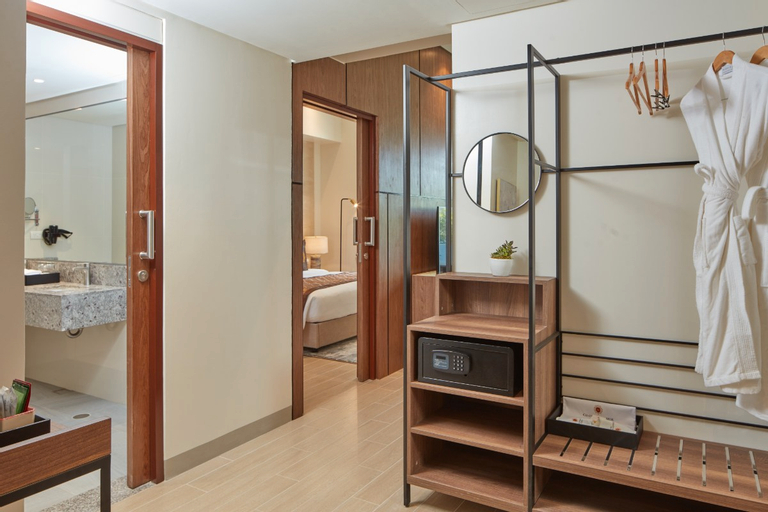 Bathroom 7