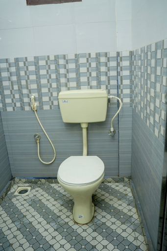 Bathroom 3, GMR Suites, Wayanad