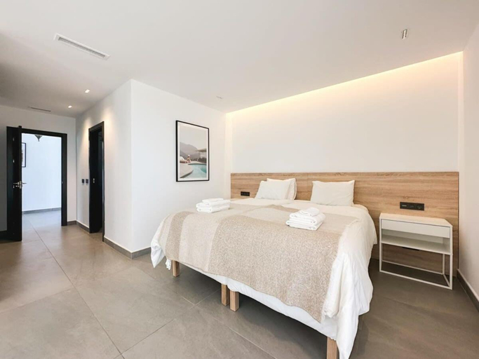 Bedroom 1, Villa Paraiso w parking gym pool lounge cinema, Málaga