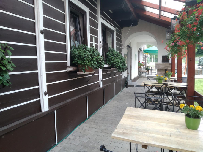 Others 4, Ubytovani Riegel, Trutnov