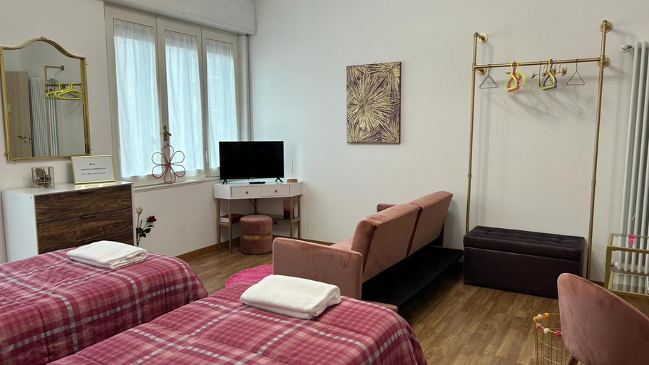 Bedroom 2, COMFORT ACCOMMODATION SUITE≤ CAMERE, Bergamo