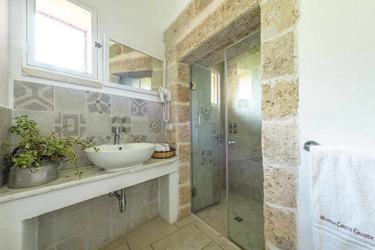 Others 5, Masseria Caretti Grande, Lecce