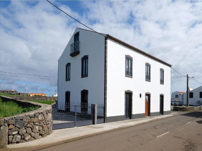 Others 2, Casa Lagar de Pedra, Santa Cruz da Graciosa