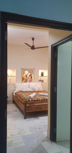 Bedroom 14