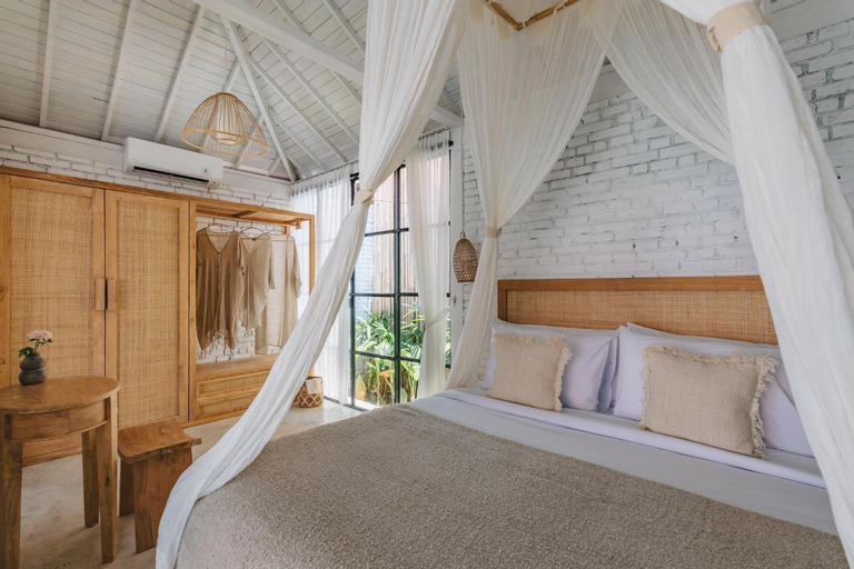 Bedroom 27