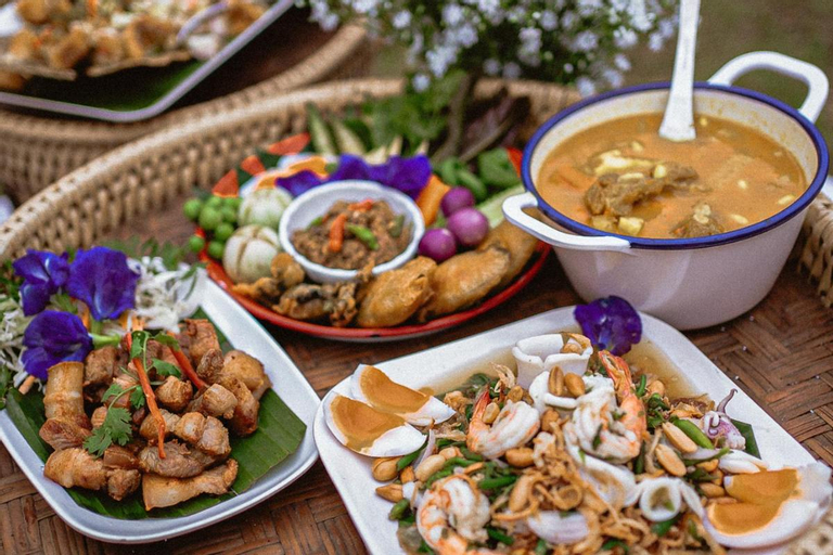 Food & Drinks 4, Chiewlan Camp and Resort, Ban Ta Khun
