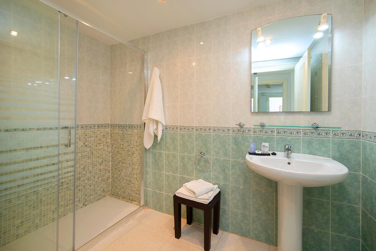 Bathroom 3, Homeincalpe Apolo XIV, Alicante