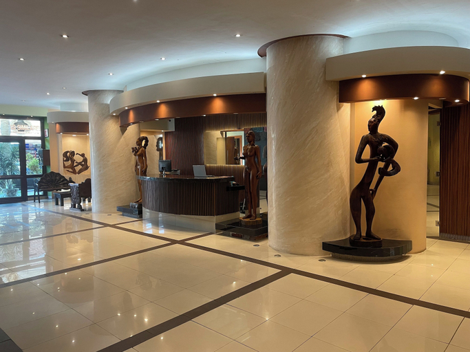 Others 5, Hotel Tarasco, Uruapan