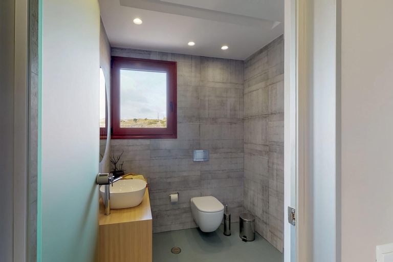 Bathroom 2, Ocean Villas Complex, Crete