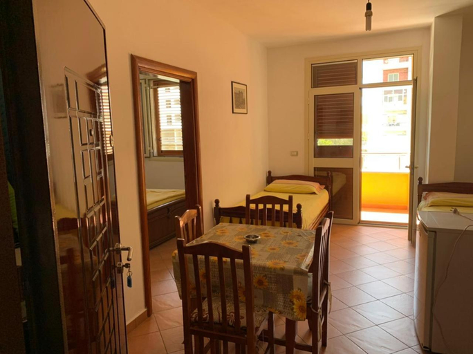 Others 5, Apartments Vila Cala, Durrësit
